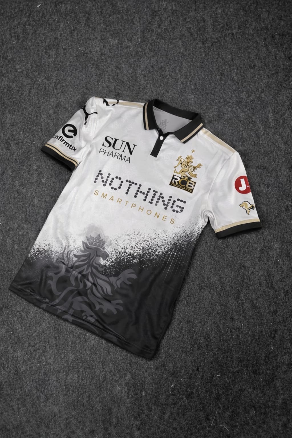 RCB White Edition Premium Jersey – 2026 Custom Name