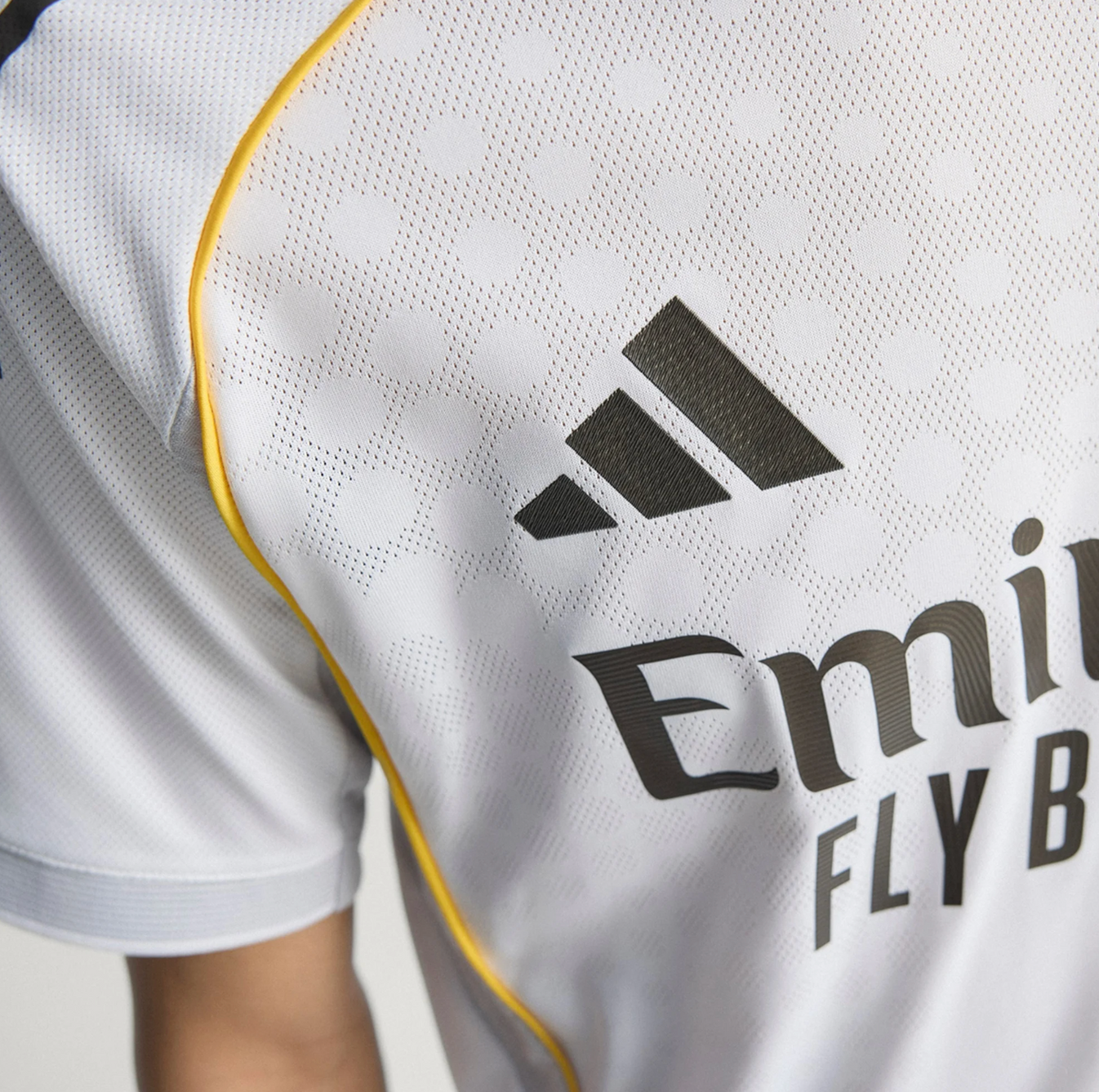 R. Madrid 25/26 Home Player Version